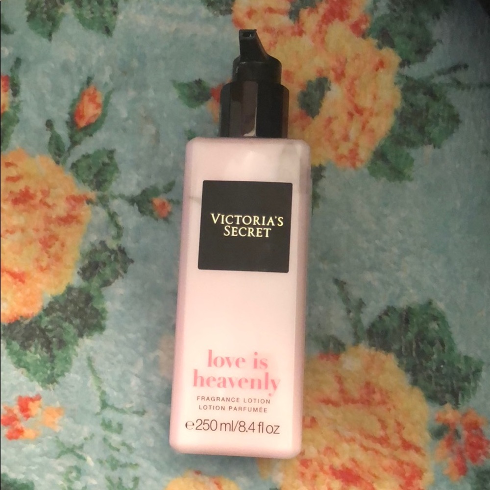 Victoria’s Secret lotion